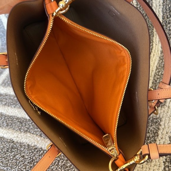 Coach c4084 Mollie Tote 25 Faded Blush - Picture 12 of 16